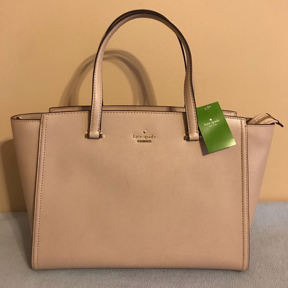 Purse - Picture 1 of 4